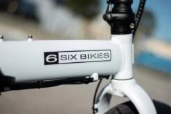E-BIKE PLEGABLE SIX BIKES FAT SPORT ESB-66 BLANCO 11 E-BIKE PLEGABLE SIX BIKES FAT SPORT ESB-66 BLANCO -Tienda De Bicicletas e bike plegable six bikes fat sport esb blanco 5