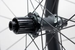 Dt-swiss PAREJA DE RUEDAS GRC 1400 SPLINE 42 MM DISC CL 9 Dt-swiss PAREJA DE RUEDAS GRC 1400 SPLINE 42 MM DISC CL -Tienda De Bicicletas pareja de ruedas grc spline mm disc cl 3