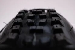 PERSUADER WET TLR 29X2,40 - CHAOYANG 2022 -Tienda De Bicicletas persuader wet tlr 29x240 chaoyang 2022 5