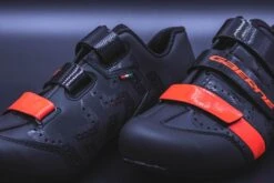 ZAPATILLAS CARRETERA GAERNE G.RECORD 2021 NEG-ROJ 8 ZAPATILLAS CARRETERA GAERNE G.RECORD 2021 NEG-ROJ -Tienda De Bicicletas zapatillas carretera gaerne grecord neg roj 2