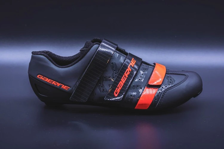 ZAPATILLAS CARRETERA GAERNE G.RECORD 2021 NEG-ROJ 1 ZAPATILLAS CARRETERA GAERNE G.RECORD 2021 NEG-ROJ